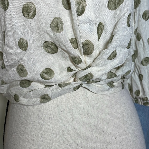 Zara Ivory, Green Polka Dot Crop Top NwT size small - Picture 4 of 6